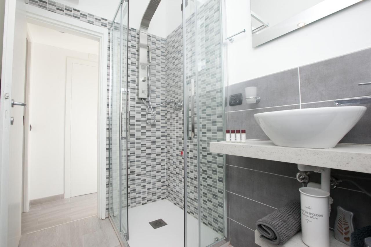Amazing And New Penthouse In City Center Mailand Exterior foto