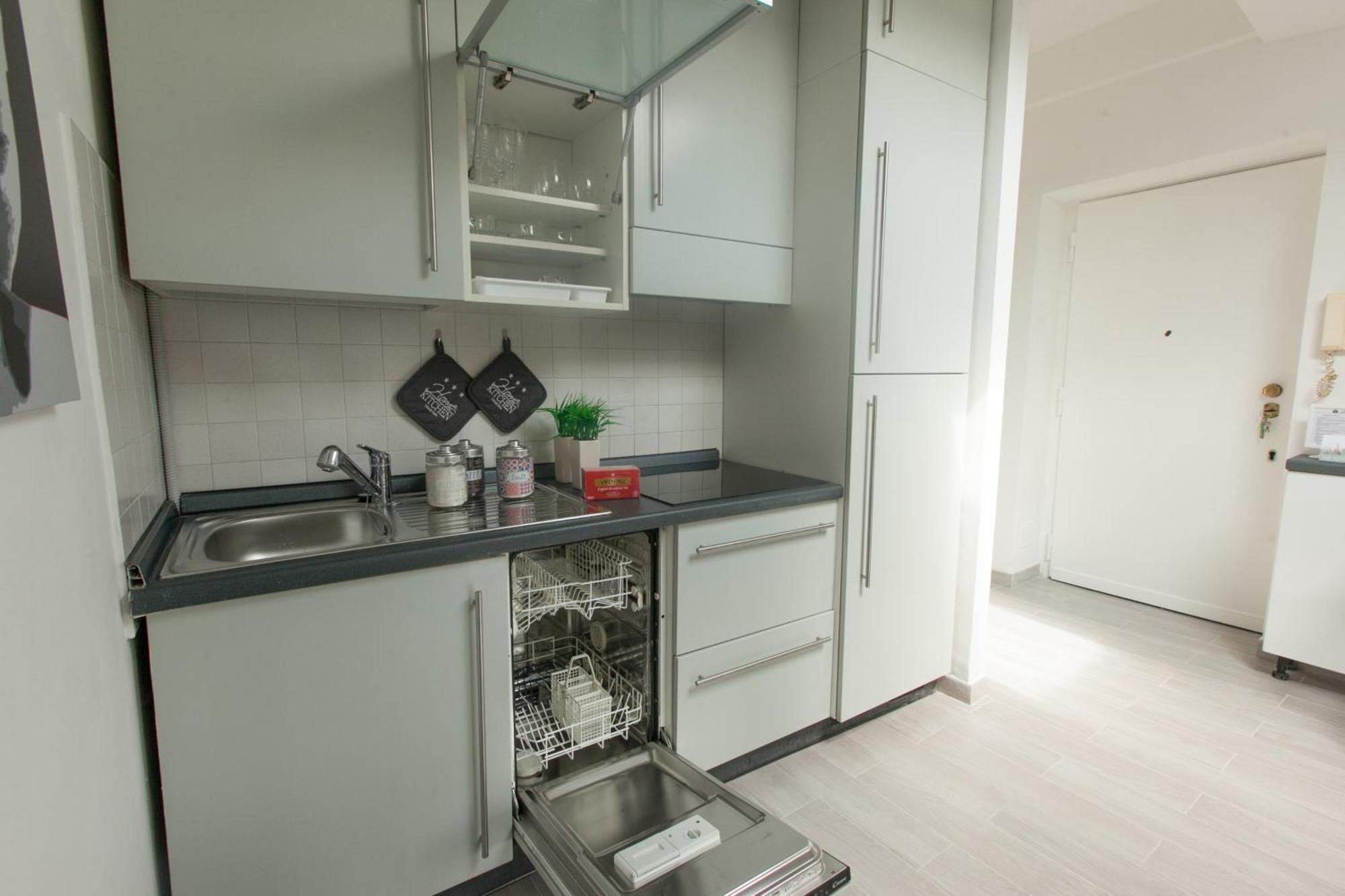 Amazing And New Penthouse In City Center Mailand Exterior foto